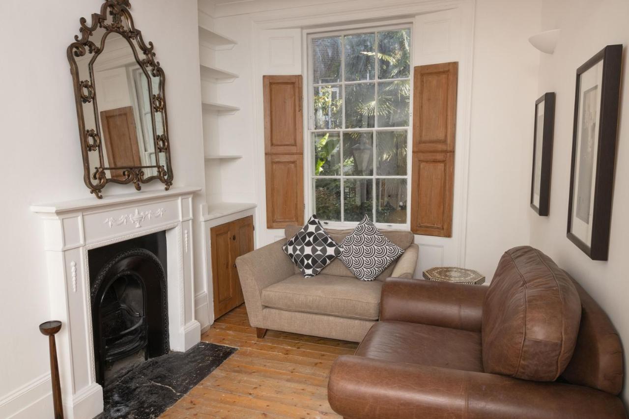 The Angel Place Hideaway - Fair 4Bdr House With Terrace Londra Dış mekan fotoğraf