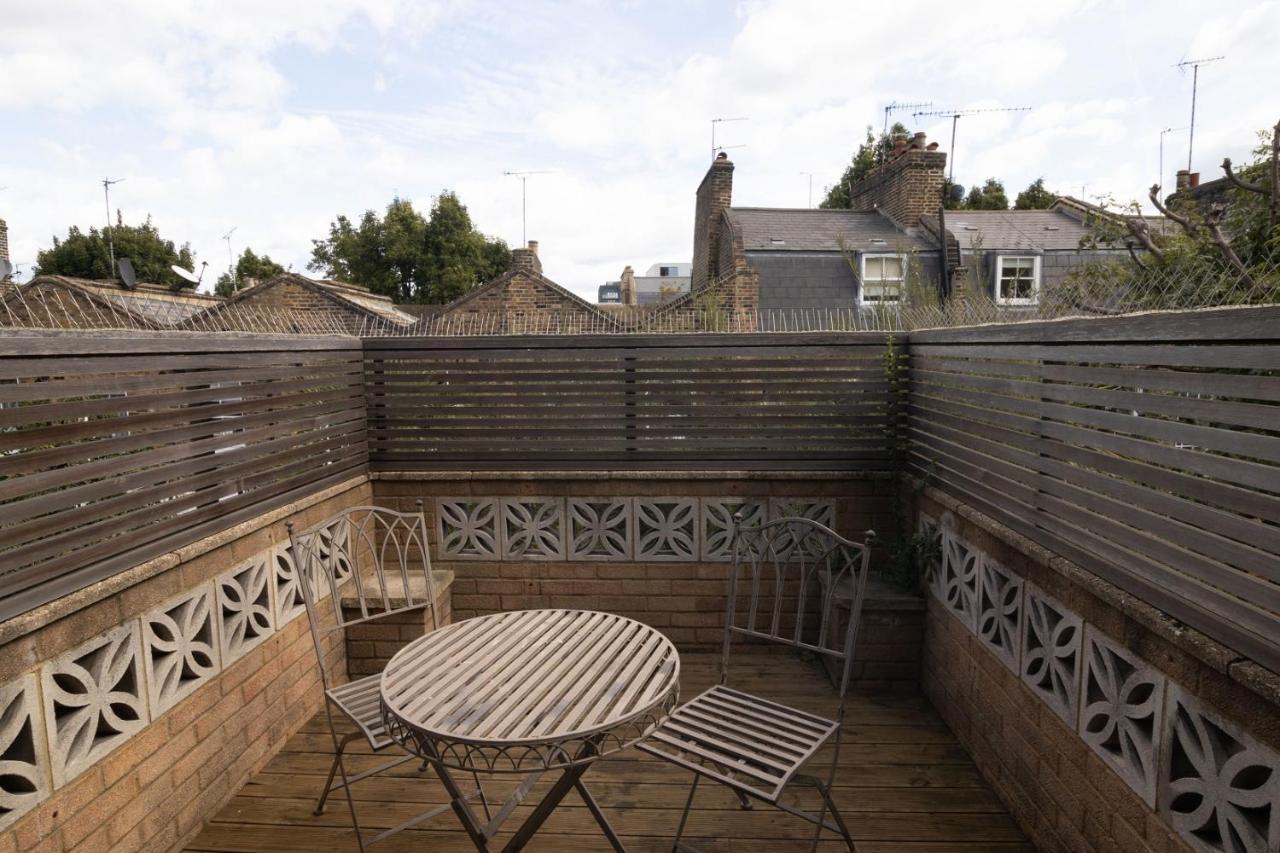 The Angel Place Hideaway - Fair 4Bdr House With Terrace Londra Dış mekan fotoğraf