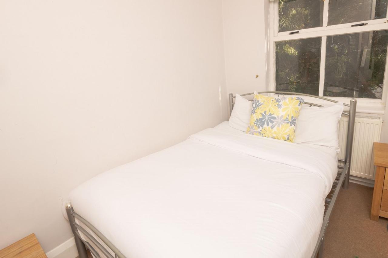 The Angel Place Hideaway - Fair 4Bdr House With Terrace Londra Dış mekan fotoğraf